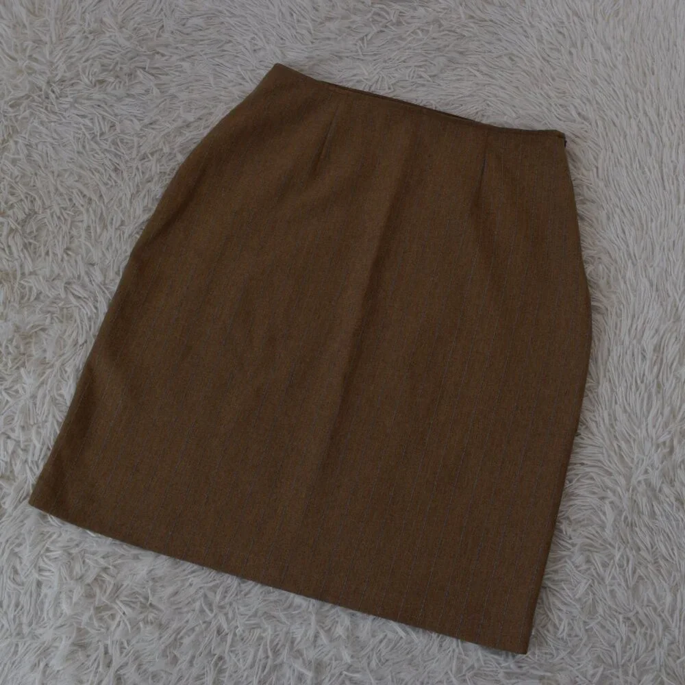 BGB High Waisted Polyester Pencil Skirt Chalkstripe size 8 |‎ 30 waist
